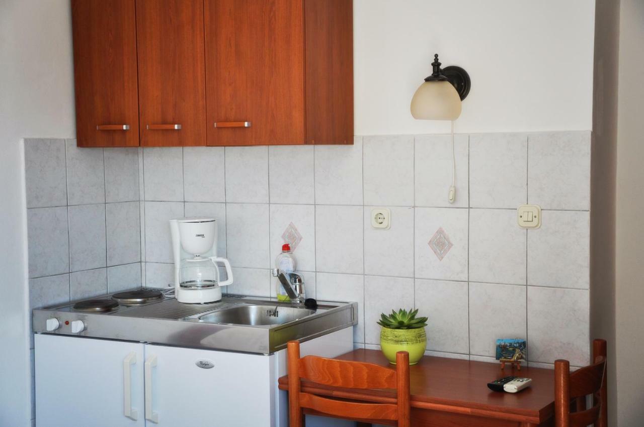 Sunrise Apartments And Studio Apartments Lokva Rogoznica Exterior foto